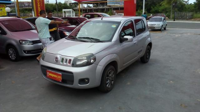 FIAT UNO 2013/2014 1.0 EVO VIVACE 8V FLEX 4P MANUAL - Foto 2