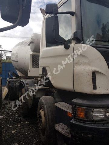 SCANIA P310 8X4 BETONEIRA LIEBHERR 2014