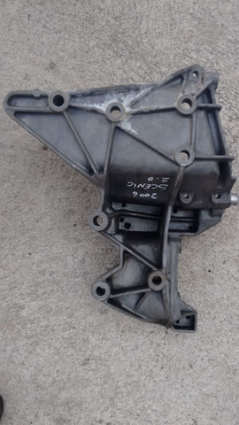 Suporte bomba de água compressor Renault Scenic 2.0 - Foto 2