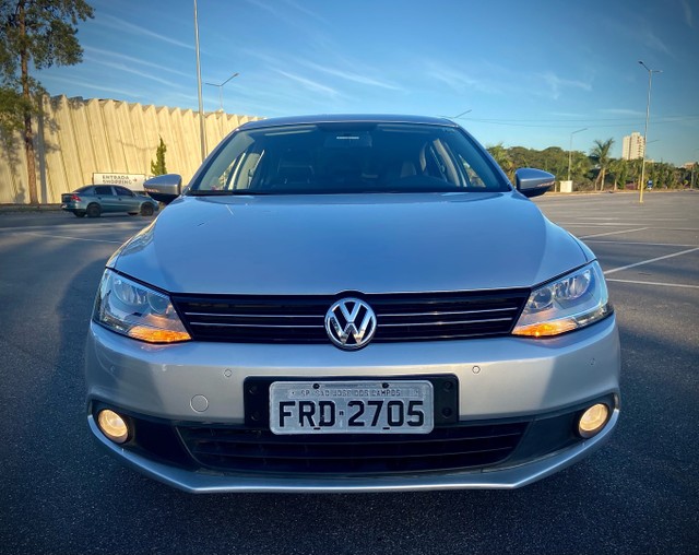 JETTA CONFORT 2014 COMPLETO *