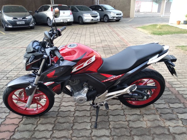 HONDA CB 250 TWISTER