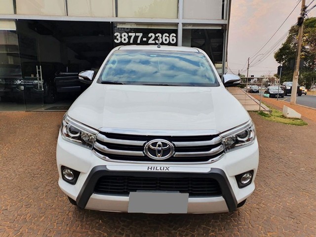 TOYOTA HILUX 2.8 SRX 4X4 CD 16V