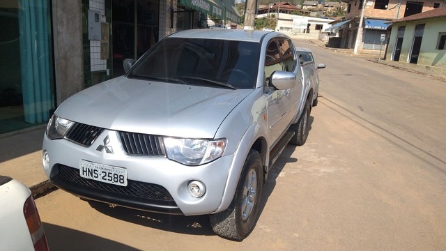L200 TRITON