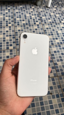 iPhone XR 128 branco