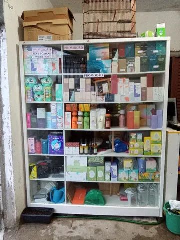 Vendo essa estante e esse balcão 