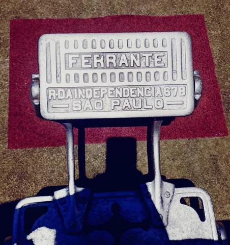 Cadeira de barbeiro Ferrante anos 50 - Equipamentos e mobiliário - Zona 01,  Maringá 1227813834