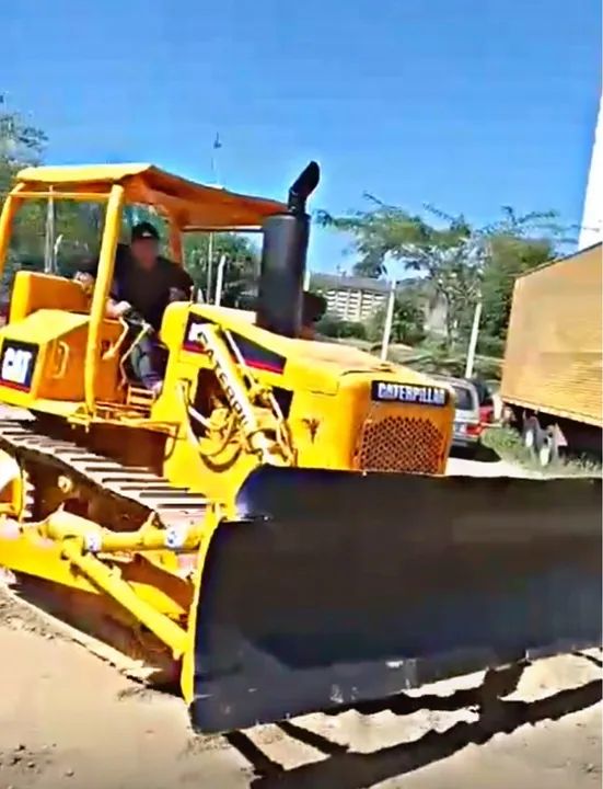 Trator de esteira D4 - Foto 3