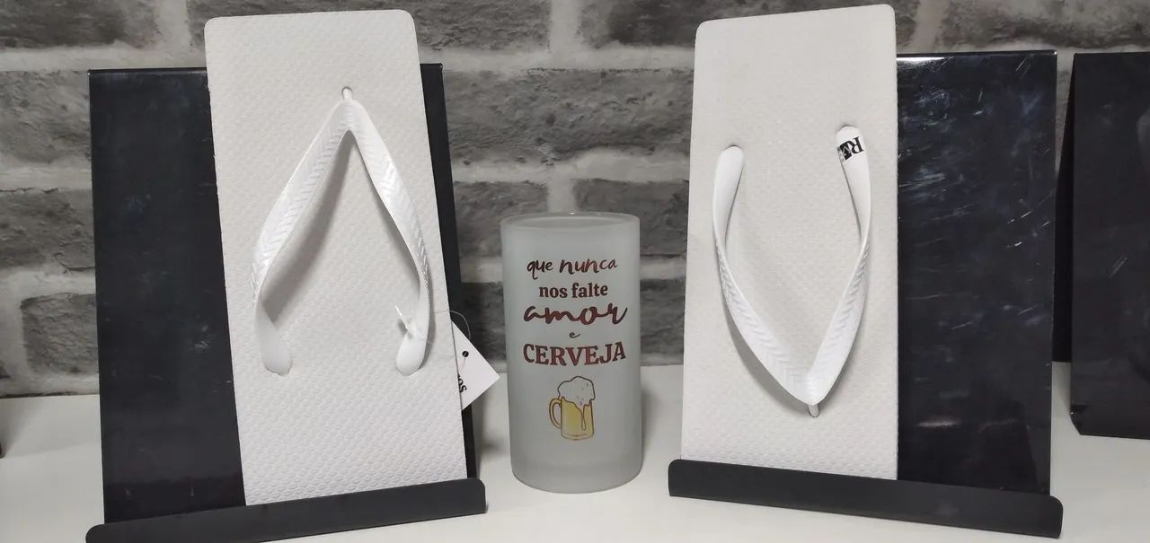 Kit Chinelo + Caneca 