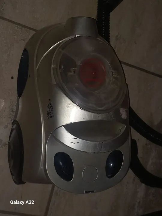 ASPIRADOR DE PÓ BRITÂNIA 1650W EM EXCELENTE ESTADO - Foto 2