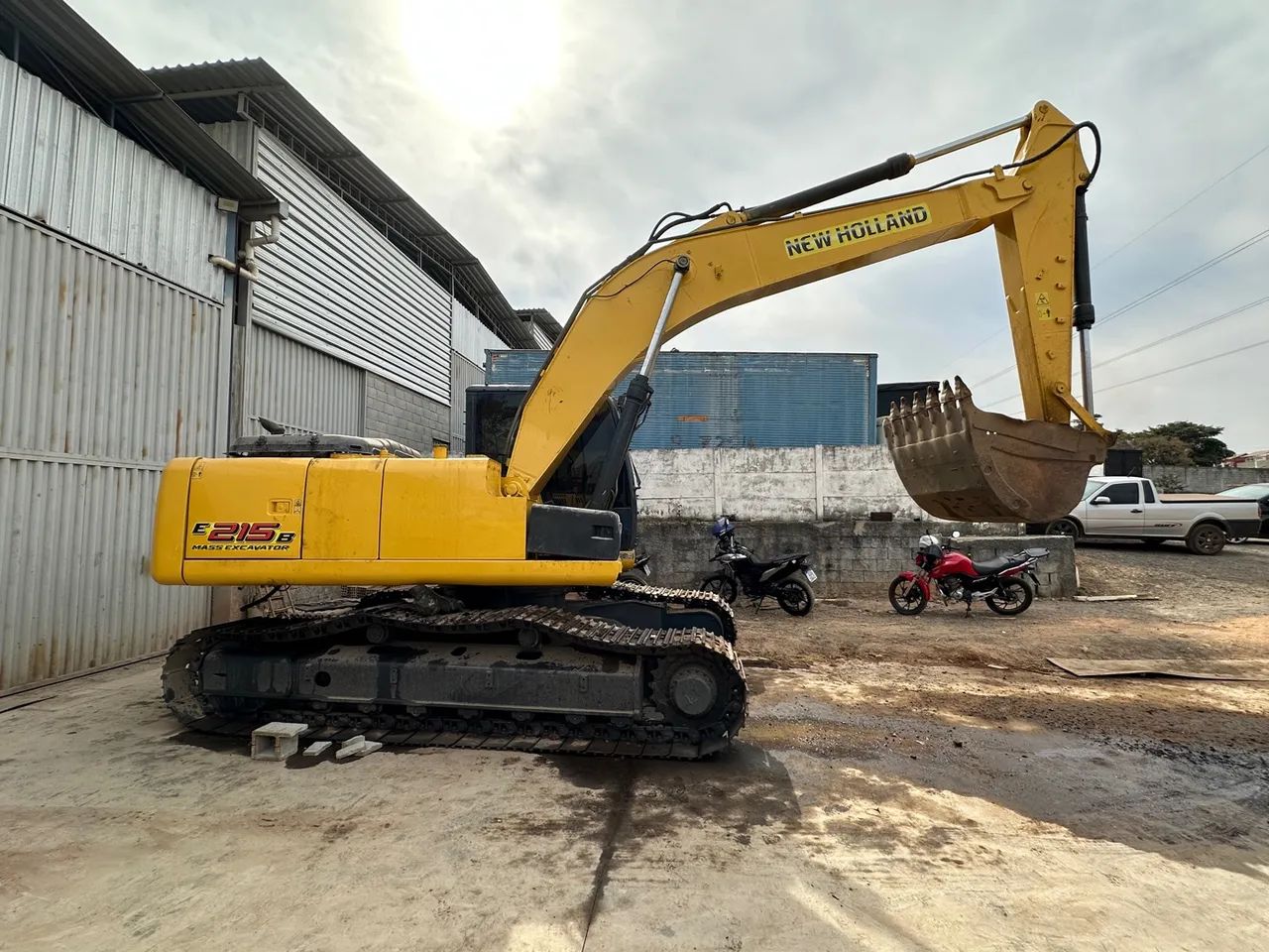 Escavadeira New Holland SY215C 2015  - Foto 4