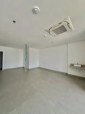 Sala comercial no Unique Medical Center - Recanto dos Magnatas