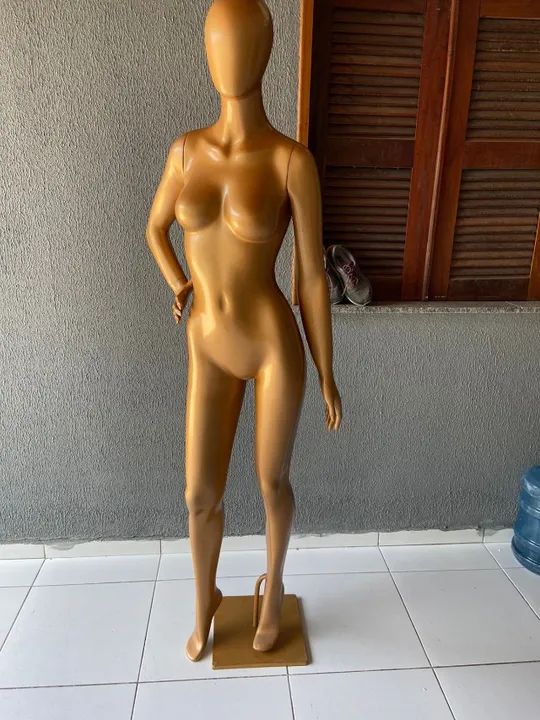 MANEQUIM FIBRA DE VIDRO CORPO TODO