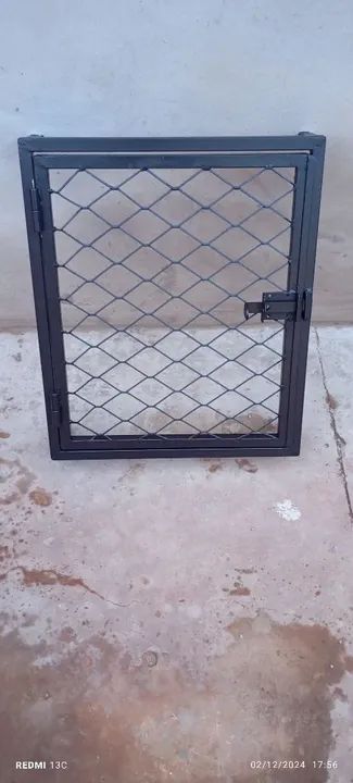 Grade proteção caixa de energia  - Foto 2