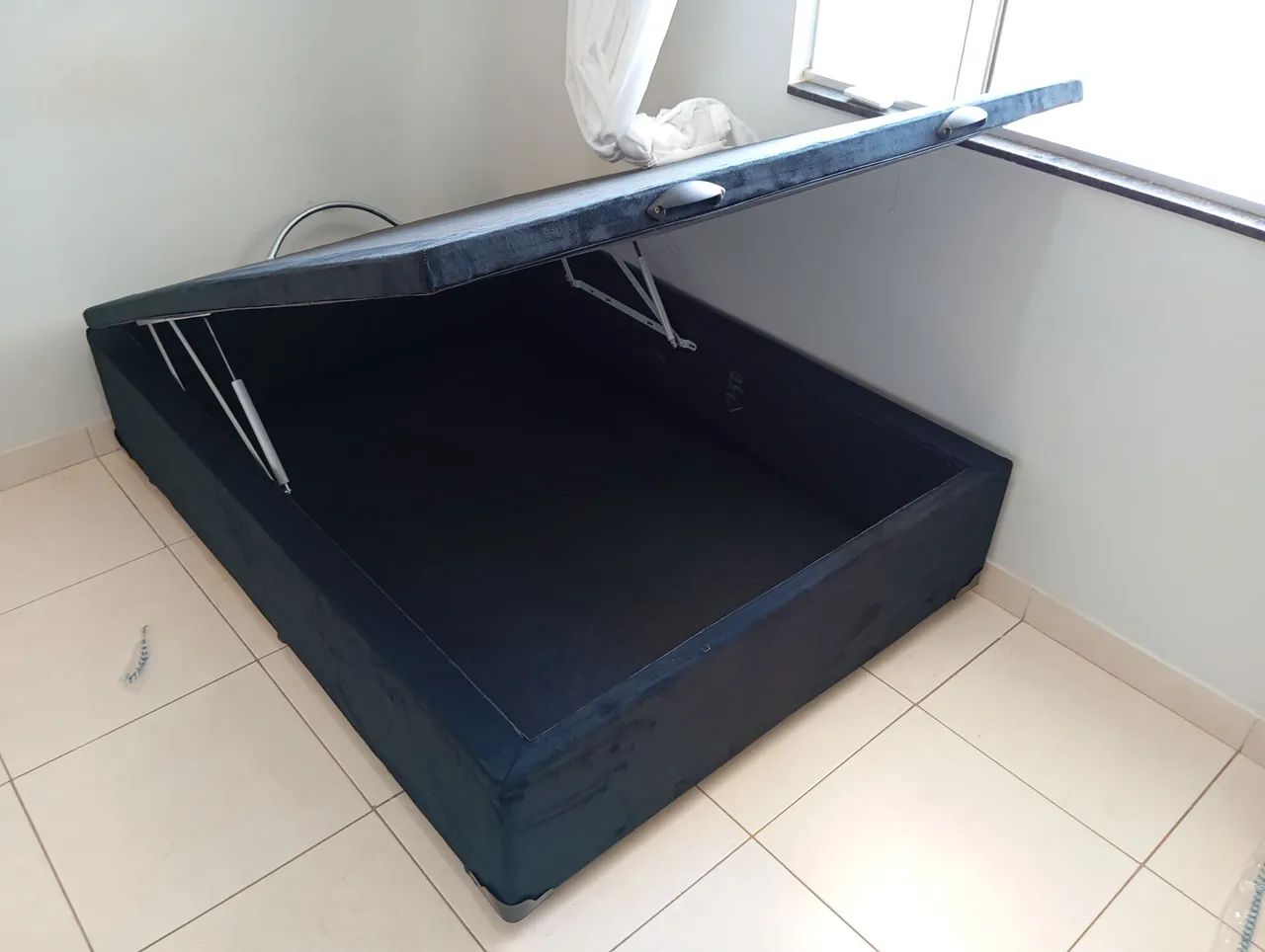 Cama Box com Baú - Airtech Springpocket base preta molas ensacadas  - Foto 4