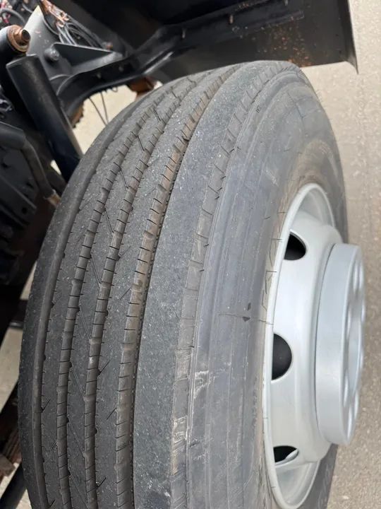 Ford Cargo 1317 - Foto 3