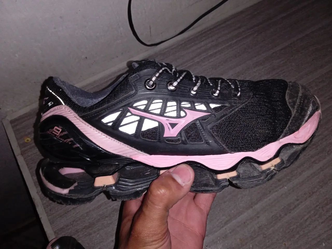 Tênis Mizuno pro 9 rosa e preto 36 - Foto 2