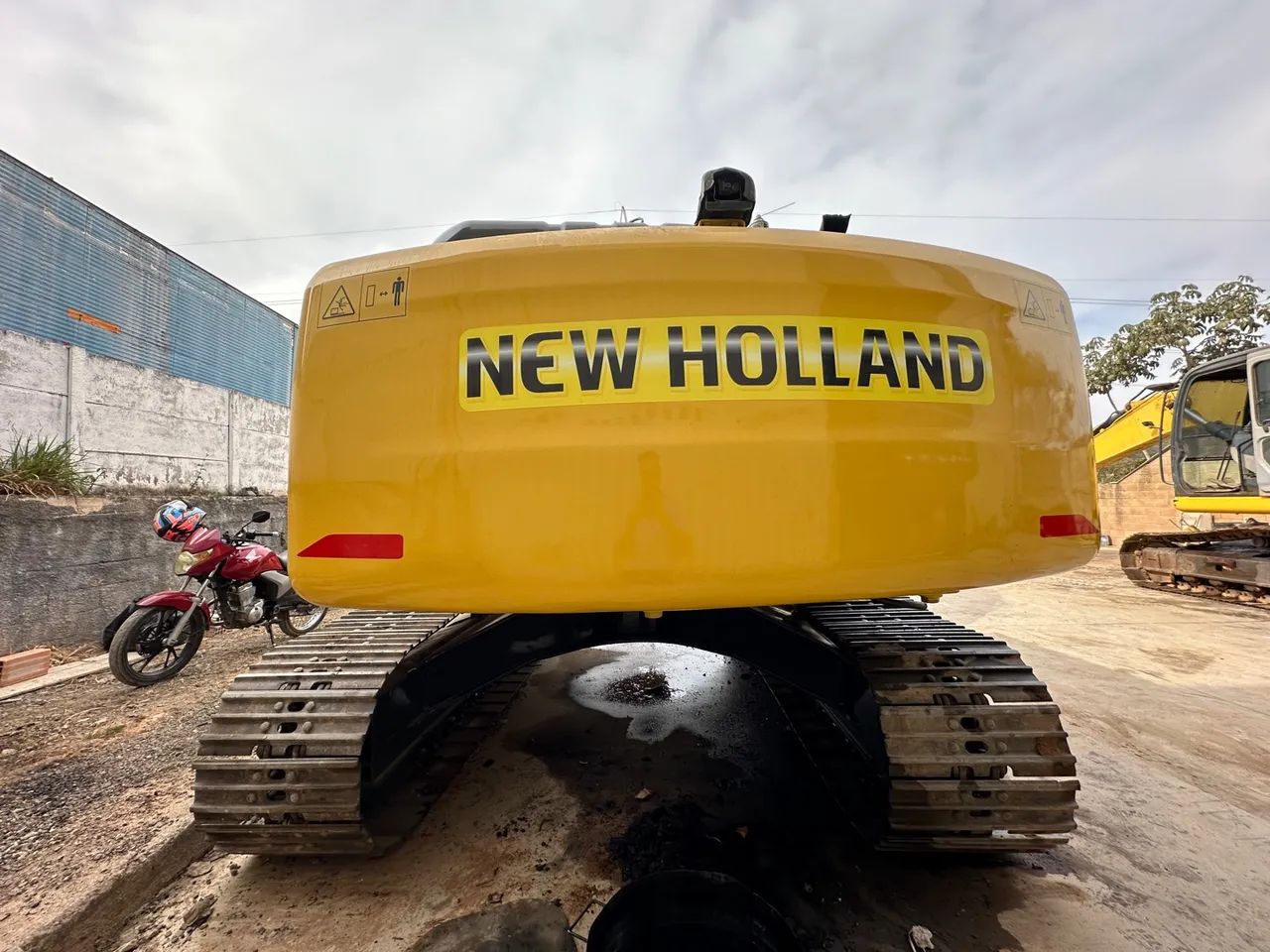 Escavadeira New Holland SY215C 2015  - Foto 3