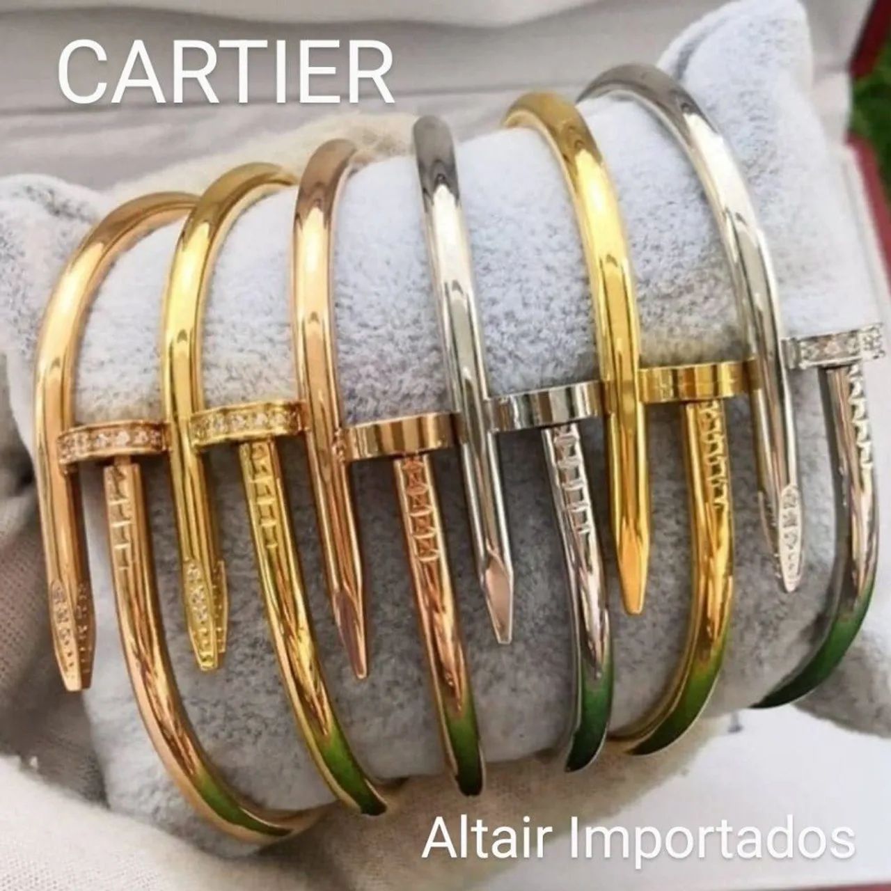 Pulseiras Cartier -  Douradas e Prateadas -  Luxo e Estilo!