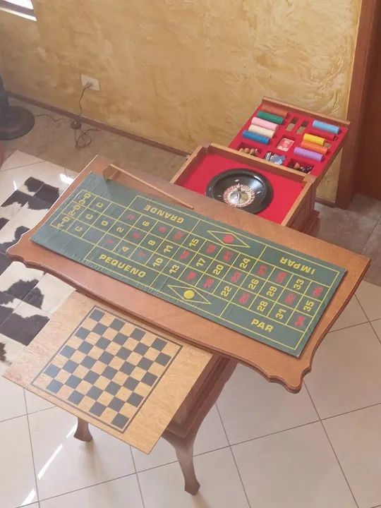 Aparador e mesa de jogos com roleta  - Foto 3