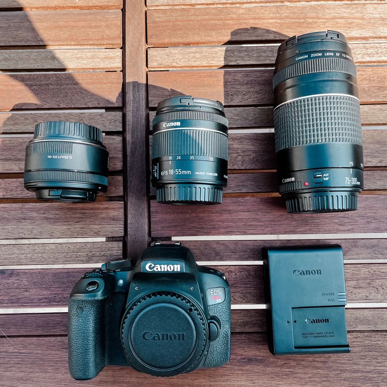 Câmera Canon T7i + 3 lentes  12.337 cliques - NÃO ACEITO TROCA E/OU OFERTA - Foto 3