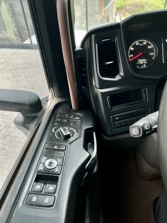 Scania R540 2021 6x4 Susp. Molas Unico Dono - Foto 12
