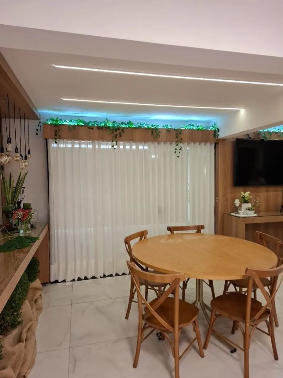 Cortina grande completa com trilho e instalação tecido leve linho com prega wave. - Foto 3