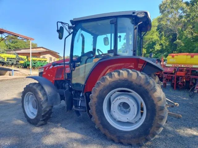 Trator Massey Ferguson - MF 4709 Cabinado. Fab 2019 - Foto 6