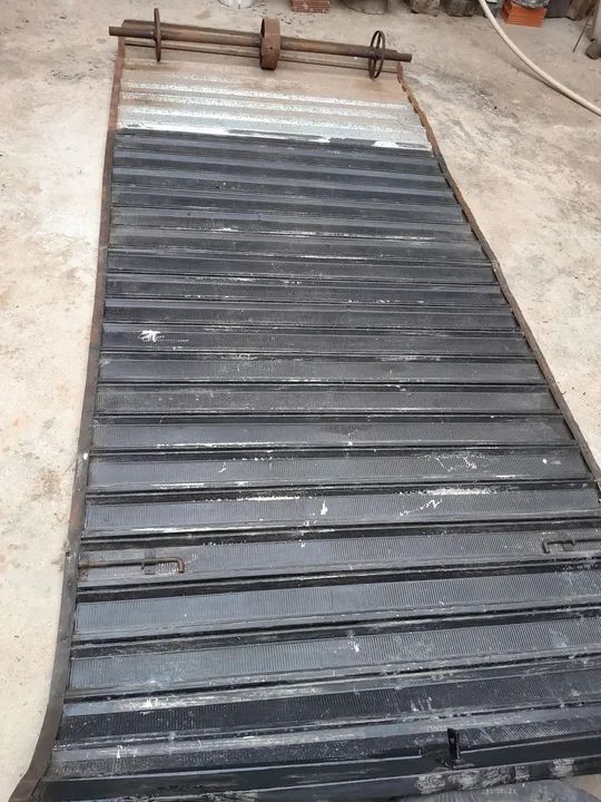 Porta de rolo em aço, usada - Foto 4