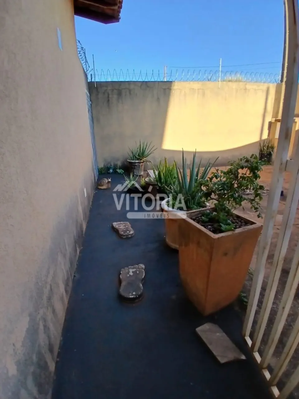 Excelente casa no bairro São Miguel, com ótima localização
