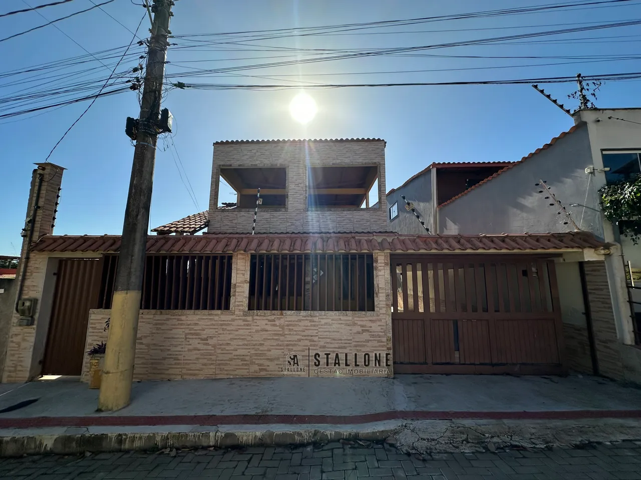 Casa com dois pavimentos a venda no bairro Portinho em Piuma/ES
