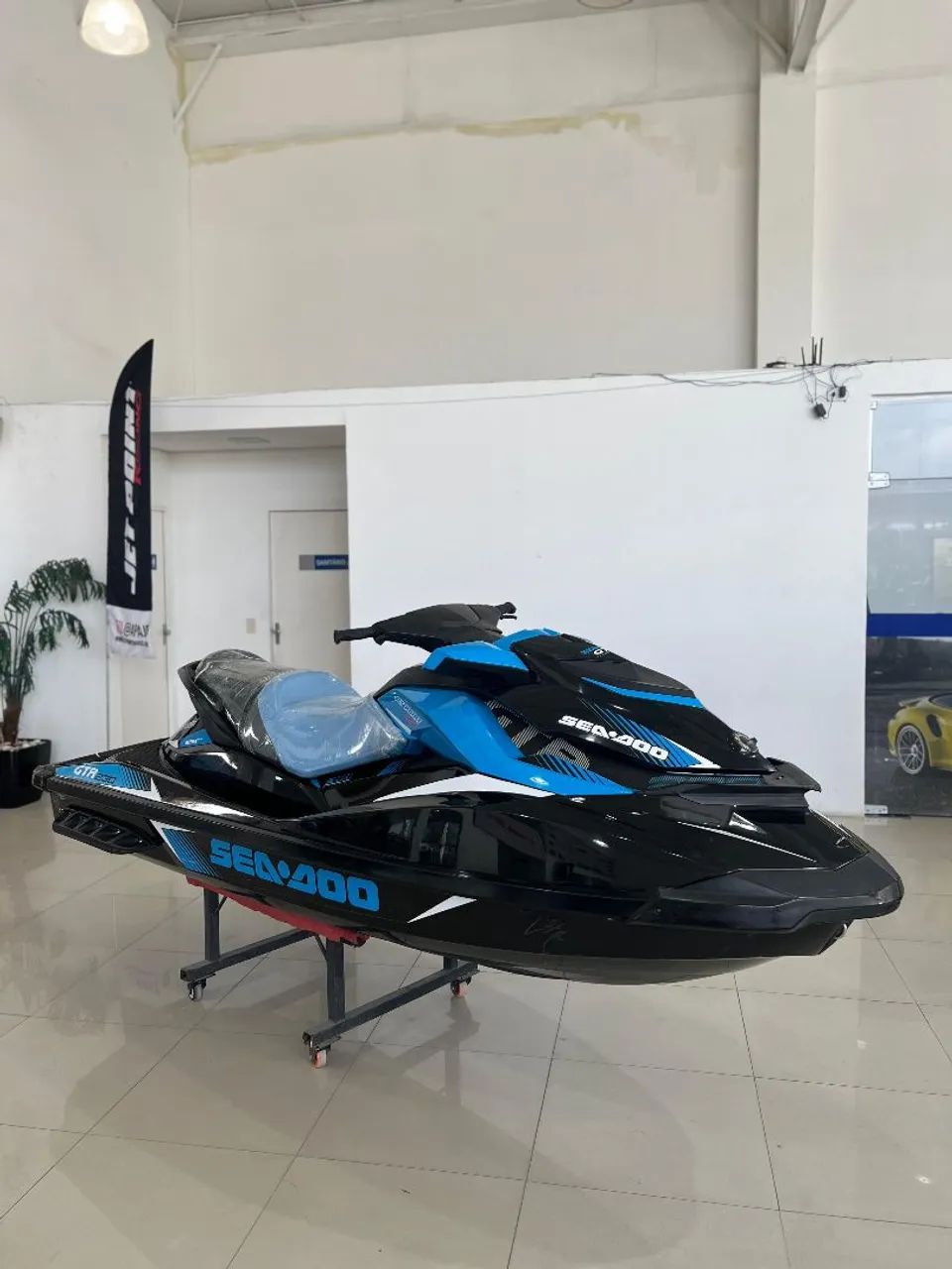 JET SKI SEA DOO GTR 230 2017, 3 Lugares, Motor 230hp, Muito Novo, TROCO/PARCELO 36x - Foto 11