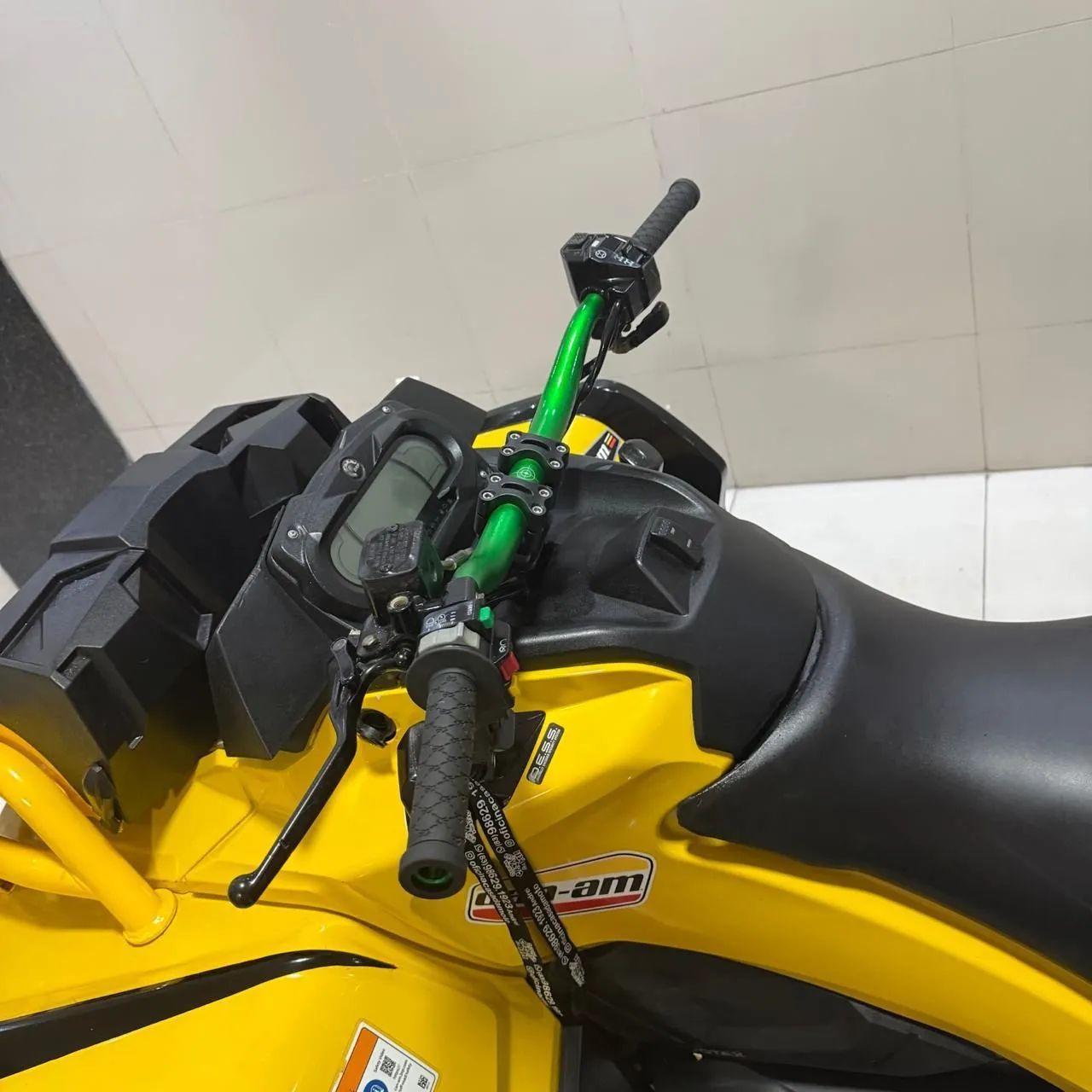 Quadriciclo CAN AM 2021, mil cilindradas.  - Foto 4