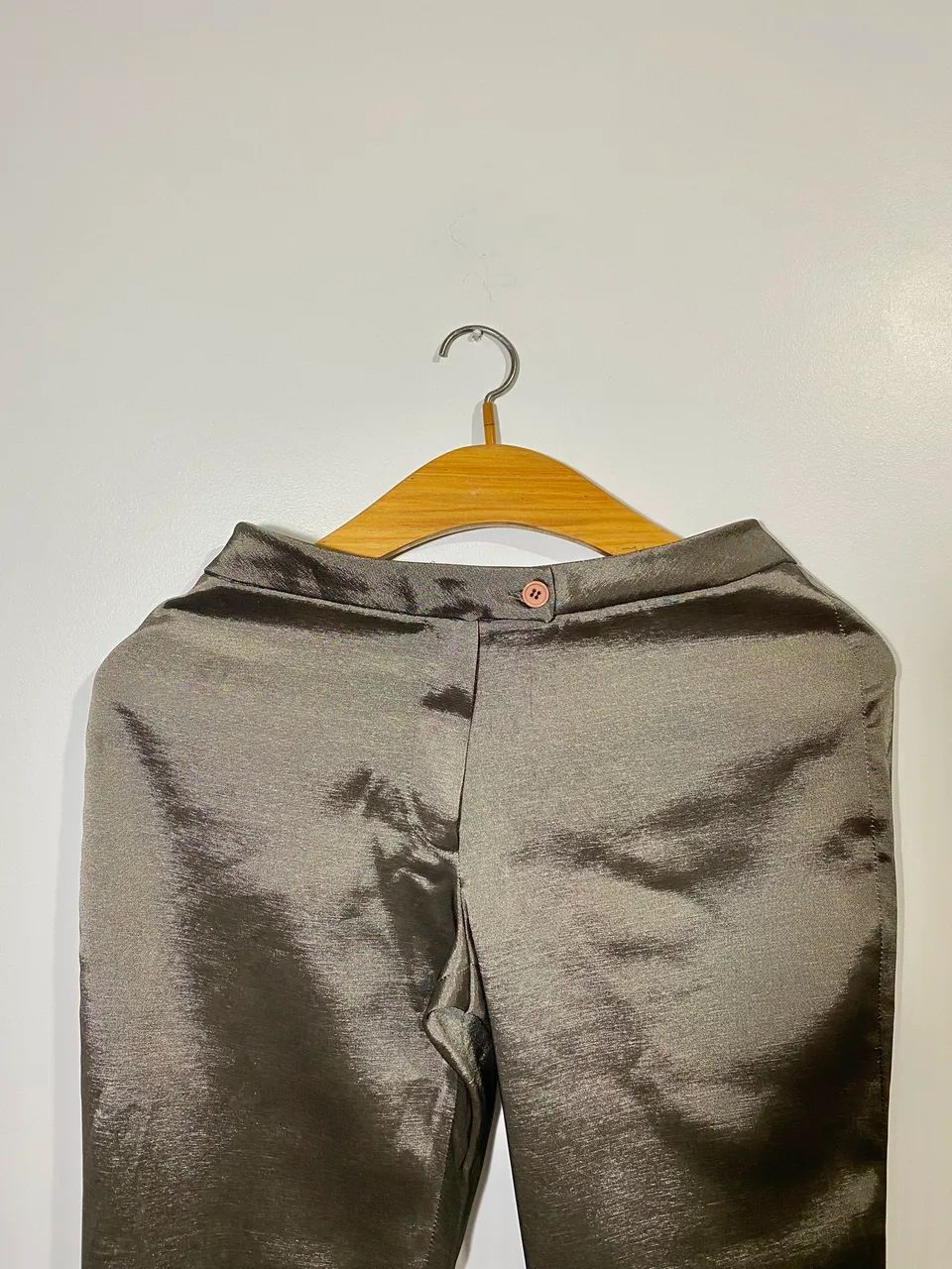 Calça feminina de cetim - Foto 3