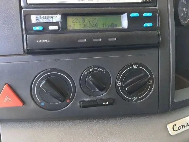 Volkswagen 31320 6x4 caçamba ano 2012 - Foto 9