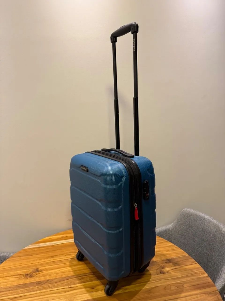 Bagagem de mão Samsonite Omni Pc Hardside Expansível 55cm - Foto 5