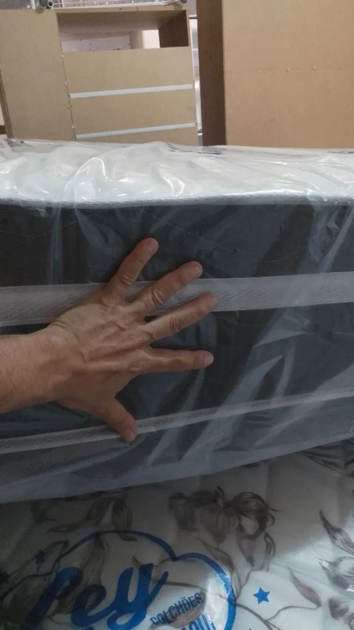 COLCHÃO CASAL MOLAS ENSACADAS  - Foto 5