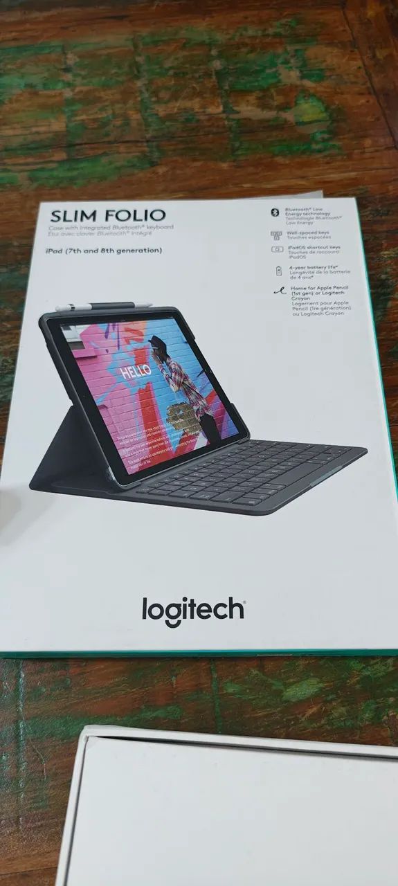 iPad  9° geração 256 Gb com teclado e capa Logitech - Foto 3