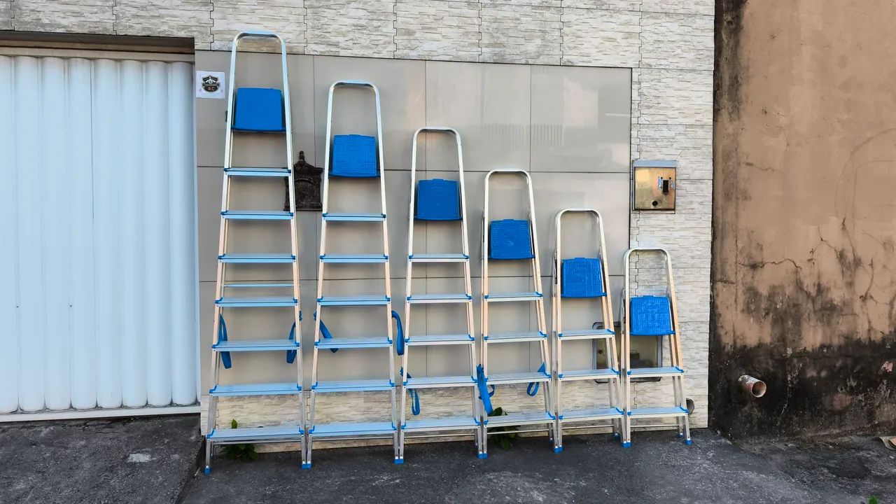 Escada de alumínio  - Foto 4