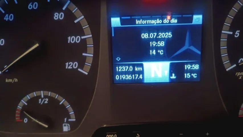 Mercedes-Benz AXOR 3131 6x4 2016 - Foto 7