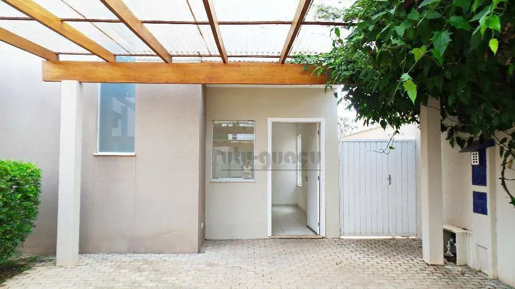 Casa com 3 dormitórios para alugar, 113 m² por R$ 4.012,00/mês - Pinheirinho - Itu/SP
