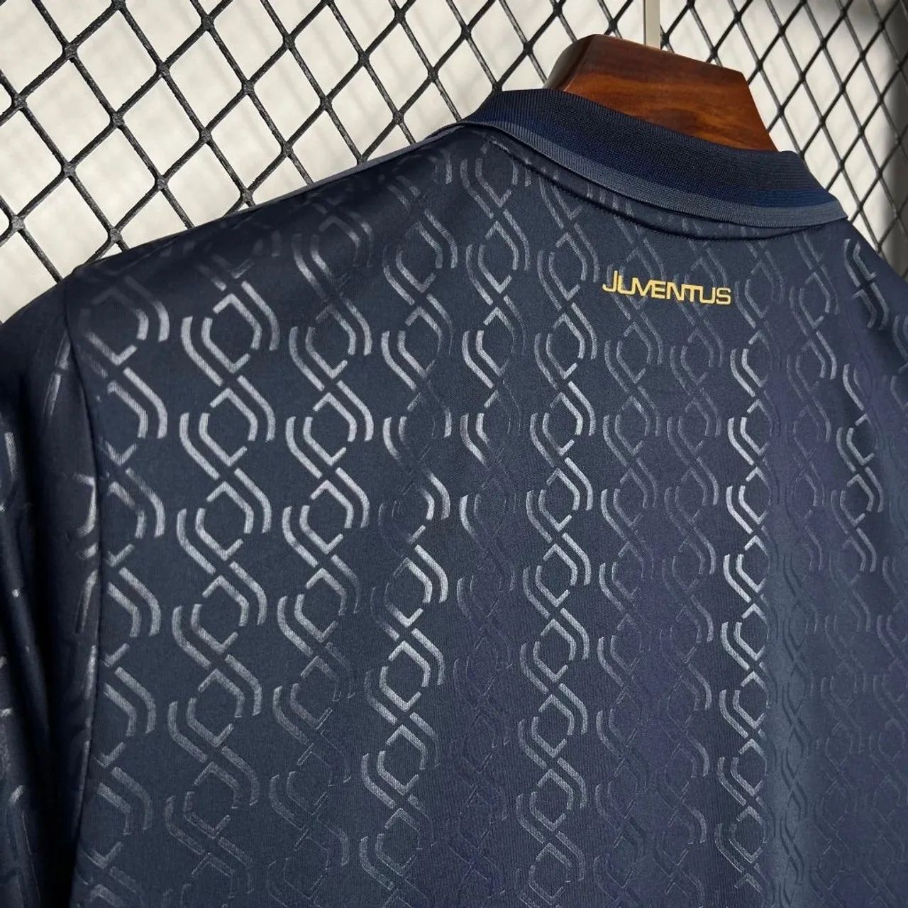 BLACK FRIDAY Camisas da Juventus TAM P - Foto 3