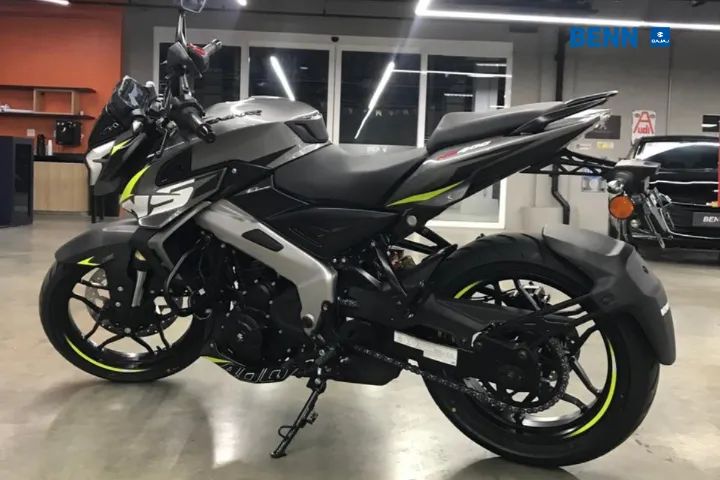 Dominar NS400Z