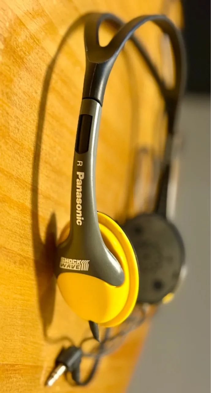 SHOCKWAVE RQ-SW10 Panasonic RQ-SW10 Cassette Player Shockwave