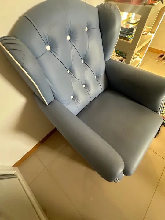 Poltrona de Amamentação Azul Bebê - Foto 2