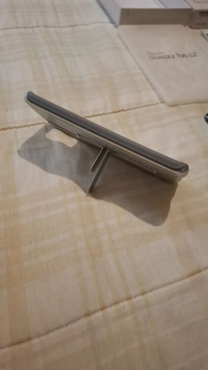 Capa ORIGINAL Samsung S20PLUS com Suporte - Foto 2