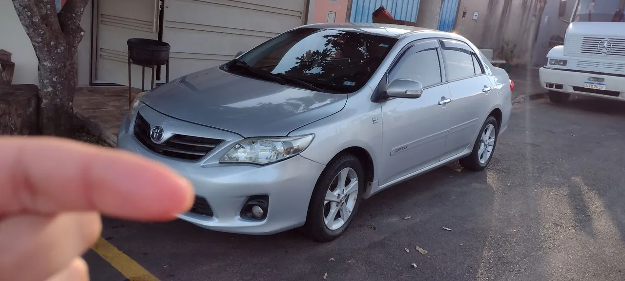 Vende-se Corolla 2012 xei 2.0
