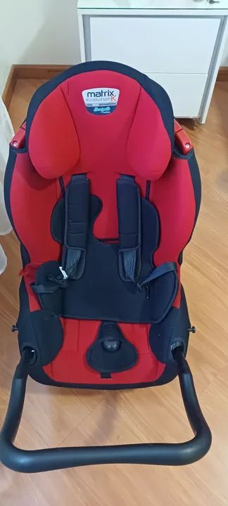 Cadeirinha de carro Matrix Evolution K - Vermelha