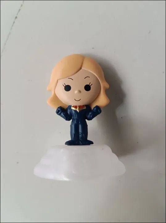 3 Colecionáveis Disney 100 Anos - Asha / Capitã Marvel / Merida - McDonald's 2023 - Foto 4