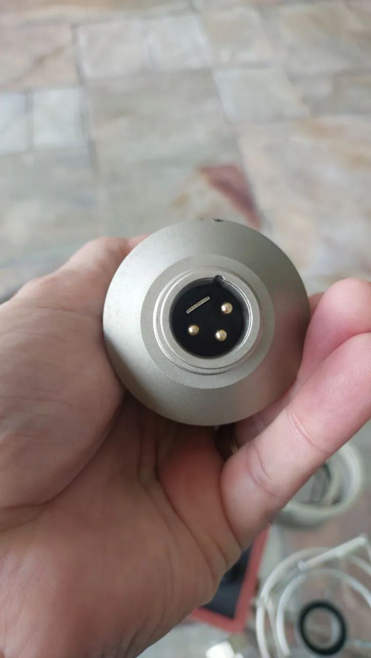 Microfone Neumann tlm 103