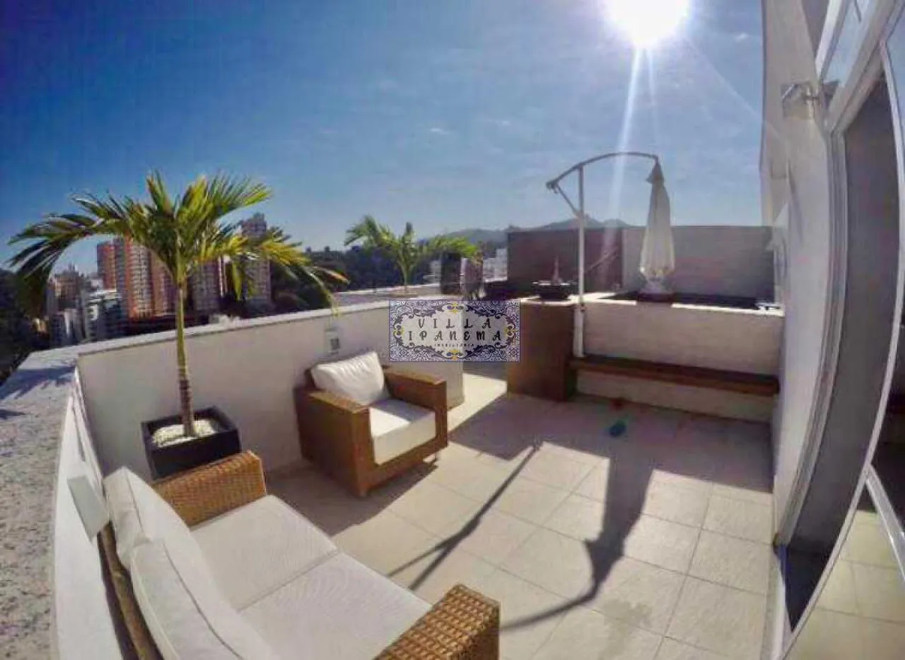 NITERÓI ICARAÍ, COBERTURA DUPLEX DE FRENTE COM 185M², VISTA PARCIAL PARA O MAR, 3 QUARTOS,